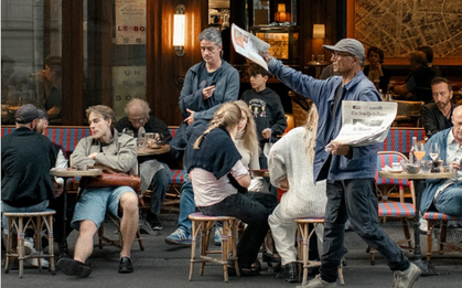 Người bán báo cuối cùng