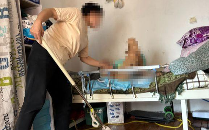 Phát hiện cháu gái 7 tuổi có "hành động lạ", bà ngoại tự trách: 'Tại tôi'