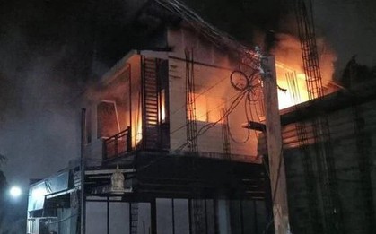 Cháy nhà lúc rạng sáng, 4 người trong một gia đình thiệt mạng
