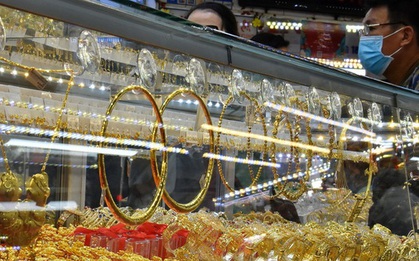 Giá vàng hôm nay, 26-7: Chưa dừng đà lao dốc