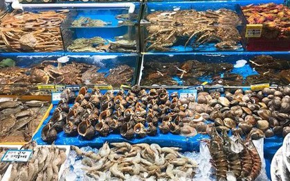 Ăn hải sản suốt 30 năm, đi khám, người đàn ông 64 tuổi sốc nặng trước thông báo của bác sĩ