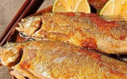 Rán cá bị dính đừng đổ tại chảo, thử các mẹo sau thì dùng chảo nào cũng được
