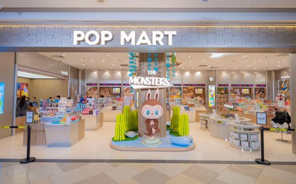 Fan Art Toy đổ bộ “nườm nượp” tại POP MART Vạn Hạnh Mall: LABUBU khổng lồ gây sốt, quà tặng phát ngợp trời!