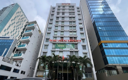Phát hiện một người tử vong ngay sảnh chung cư ở TP HCM