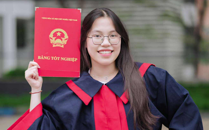 Nữ sinh Hà Nội chinh phục vị trí thủ khoa chuyên Lý sau 2 lần đạt á khoa
