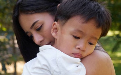 Tại sao 3 kiểu bà mẹ "siêng năng hết phần thiên hạ" này vẫn không thể nuôi dạy con cái xuất sắc?