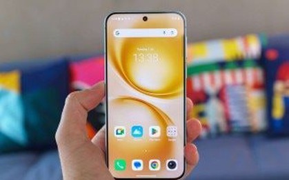 Mẫu điện thoại mang danh "kẻ huỷ diệt tí hon": Mạnh ngang Galaxy S25, pin 6.500mAh, giá rẻ hơn 3 triệu