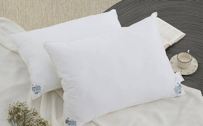 Gối ố vàng đừng vội thay mới, giặt theo cách này sẽ sạch bong, trắng tinh