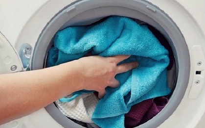 Dùng máy giặt 10 năm mới biết: 7 thói quen này vừa làm hỏng máy, vừa hại quần áo, lại rước bệnh vào người