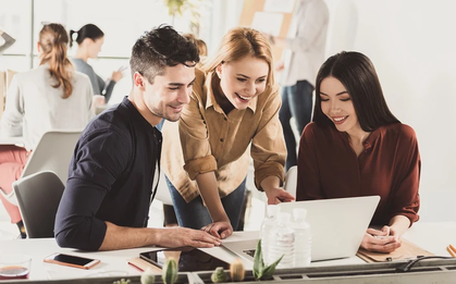 10 việc người EQ thấp thường làm ở chốn công sở khiến người khác bực dọc, người EQ cao không bao giờ làm: Top 7 cực kỳ "cấm kỵ", ai cũng cần tránh