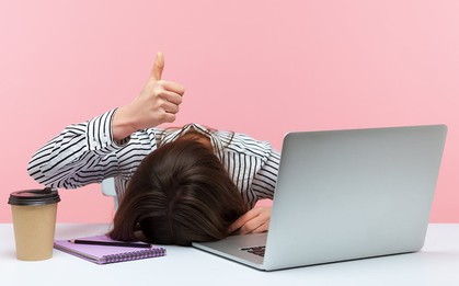 ‘Thời của chúng tôi đã qua rồi’: Nỗi khổ của Gen Z khi đi làm thì đối mặt làn sóng sa thải, đầu tư thì không gặp thời