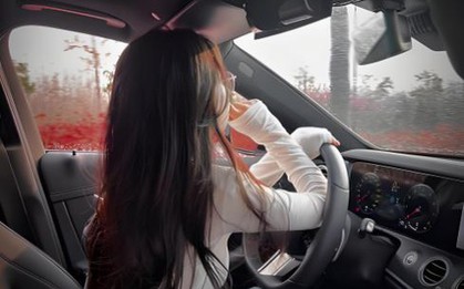 Chơi cùng 4 kiểu người sau sẽ khiến con bạn thụt lùi!