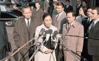 Bà Nguyễn Thị Bình: “Bông hồng khiêu vũ giữa bầy sói” và danh hiệu Anh hùng