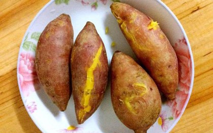 Ăn khoai lang hấp mỗi ngày để khỏe, người phụ nữ hoảng hốt rồi hối hận khi đi khám gan