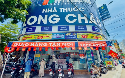 Lá cờ Việt Nam phủ khắp 2.222 nhà thuốc Long Châu: Khi sức khỏe hòa cùng niềm tự hào dân tộc