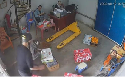 Camera vụ cầm dao xông vào nhà tấn công 3 người ở Hải Phòng: Nguyên nhân ban đầu
