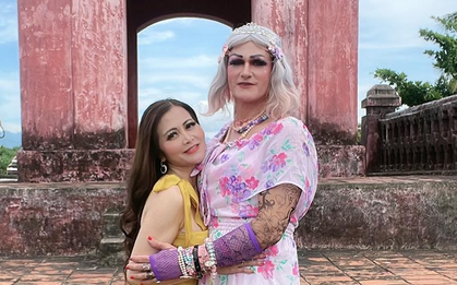 Cặp vợ Việt - chồng Mỹ chuyển giới từng rất nổi tiếng: Lộ tình trạng hiện tại, sao ra nông nỗi này?