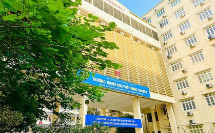 Trường cũ của nữ sinh 2k3 vừa lập kỷ lục 70 năm mới có 1 lần ở NEU: Là "đỉnh lưu" giới học thuật, nghe tên đã ngưỡng mộ