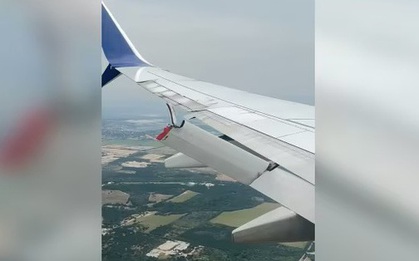 Mỹ: Máy bay Boeing 737 gãy một phần cánh khi đang bay ở độ cao 12.000 m
