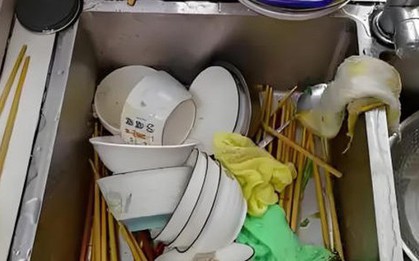 Một người rửa bát, cả nhà ung thư? 6 thói quen "tẩm chất độc" vào bát đĩa cần bỏ ngay