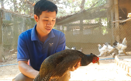Người đàn ông nuôi động vật hoang dã lãi ròng khoảng 1 tỷ đồng/năm, vinh dự được Chủ tịch nước tặng Huân chương Lao động hạng Ba