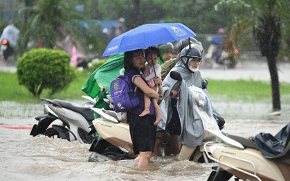 Đưa con đi học: Thử thách lớn nhất sáng nay của phụ huynh!