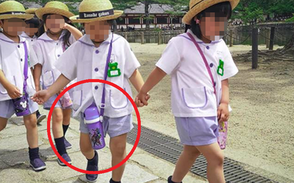 Đeo bình nước bên người, bé trai phải cắt bỏ tụy và lá lách