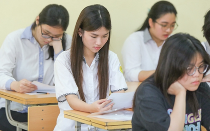 Kỳ tuyển sinh đại học 2025: Hàng loạt chuyện lạ khó tin khiến thí sinh sốc nặng
