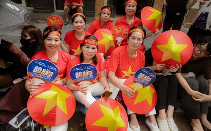Hệ thống nhà thuốc và trung tâm tiêm chủng Long Châu đã sẵn sàng đồng hành cùng 5 trạm khách A80: Tiếp sức cho người dân trong ngày đại lễ