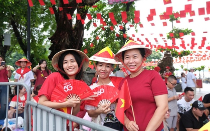 “Camp rào” xem “Concert Quốc Gia”: Bí quyết thắng đời 1-0 chỉ với trang bị nhỏ