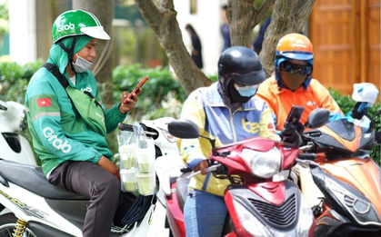 Rục rịch bỏ xe xăng chạy xe điện nhưng các bác tài vẫn lăn tăn trăm mối: Muốn lắm mà vẫn chưa dám!