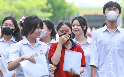Điểm lại 10 ngành học điểm chuẩn cao nhất 2024, 9,7 điểm/môn vẫn trượt