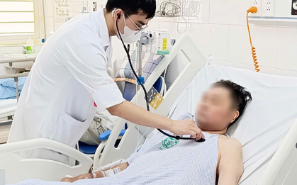 Bị "đốt" khi tắm biển, người đàn ông nhiễm trùng hoại tử khắp đùi, rơi vào nguy kịch