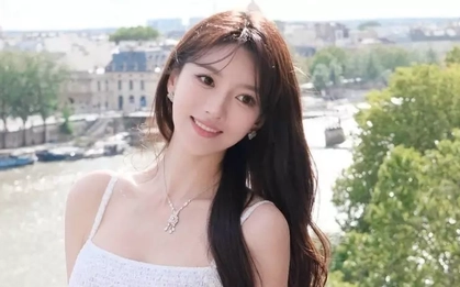 Hot girl bị Huỳnh Hiểu Minh bỏ sau 5 tháng sinh con
