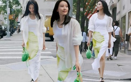 Mùa thu này, áo sơ mi lại hot trở lại! Ngay cả Cao Viên Viên cũng mê mặc, phối cùng váy hay quần đều rất đẹp