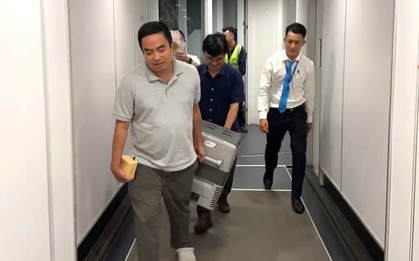 Chuyến bay từ Hà Nội đi Huế bị muộn giờ cất cánh và phản ứng bất ngờ của hàng trăm hành khách