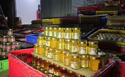 Cận cảnh quy mô gây choáng của "tổng kho" sản xuất nước yến giả tại Đà Nẵng
