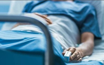 Người đàn ông 70 tuổi nguy kịch sau khi uống loại nước quen thuộc