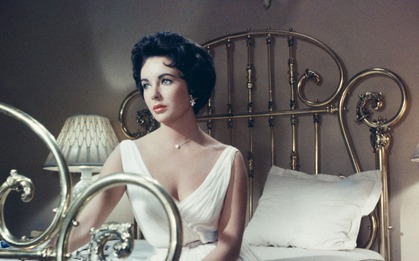 Phía sau 8 lần cưới hỏi của nữ minh tinh mắt tím: Bi kịch, kim cương và những cuộc tình ngang trái