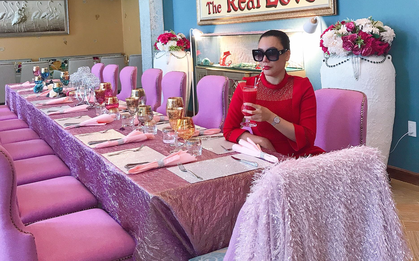 Nữ ca sĩ ở biệt thự 600 m2, bất động sản từ Nam ra Bắc: 45 tuổi kết hôn, lần đầu công khai có con 2 tuổi