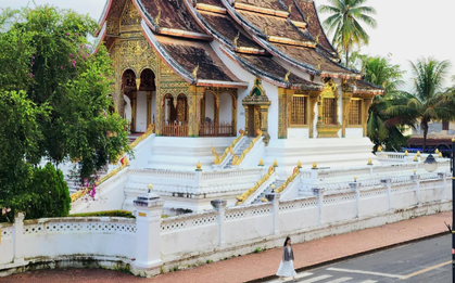 Khách Việt kể chuyện du lịch 1 nước ngay cạnh Việt Nam, nhận xét: Dùng được tiền Việt, có cả Xanh SM