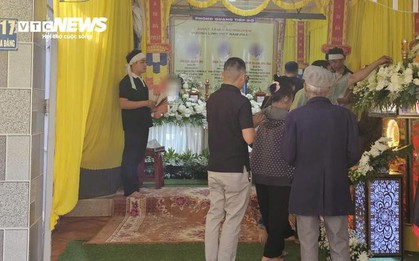 Thảm án ở Đắk Lắk: Quặn lòng bé gái 3 tuổi khóc đòi ba mẹ