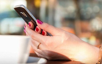 Chiêu lừa đảo tinh vi qua điện thoại: Một người phụ nữ suýt mất 1,8 tỷ đồng dù đã cảnh giác