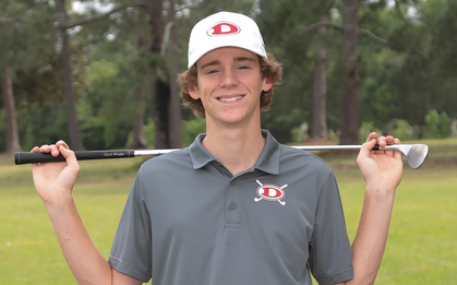 Thần đồng golf 17 tuổi đột ngột qua đời