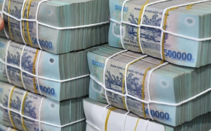 Từ 1-11, chuyển khoản trên 500 triệu đồng phải báo cáo Ngân hàng Nhà nước: Ai là người thực hiện?