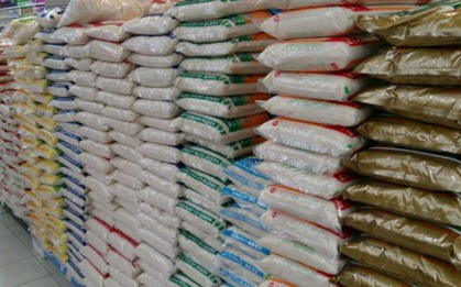 Đột kích 1 nhà máy sản xuất gạo giả, cảnh sát bắt giữ 1 người, tịch thu hơn 200 tấn sản phẩm và nguyên liệu thô cùng toàn bộ dây chuyền chế biến