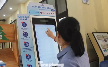'Cháy' vé tàu Tết ngay ngày đầu mở bán