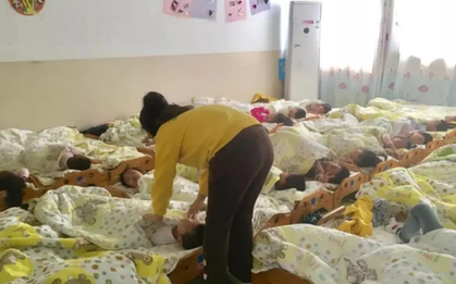 Bé trai tử vong khi ngủ trưa ở trường mầm non