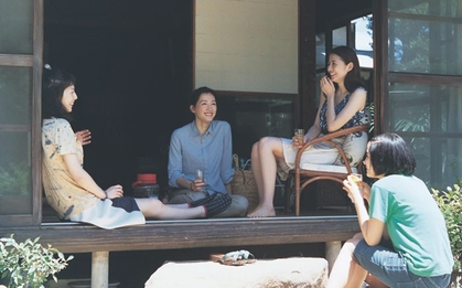 Không phải cho con nhiều của cải thừa kế, người về hưu "cất tiền" vào 5 chỗ này mới được hạnh phúc