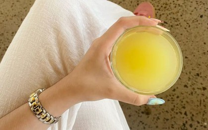 6 loại đồ uống dân dã nhưng là "nước thần" cho phụ nữ tiền mãn kinh: Đốt mỡ, cân bằng nội tiết tố, trẻ hoá ngoại hình